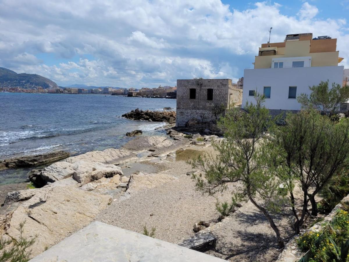 Hotel Al Bastione Imperiale Trapani Exterior foto